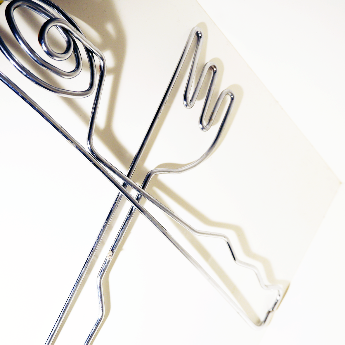 PICASSO SALAD TONGS